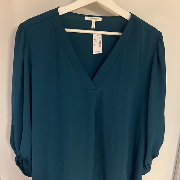 NWT Reitmans turquoise blouse. - Picture 2 of 16